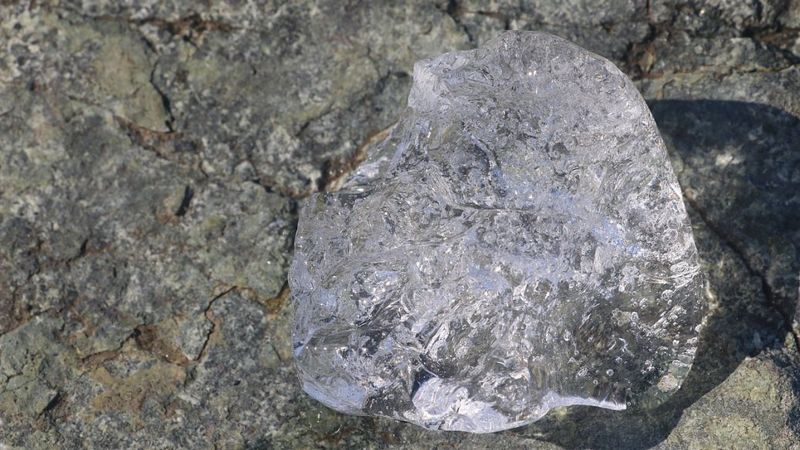 磷礦浮選起泡什么原因，磷礦浮選消泡劑如何使用？